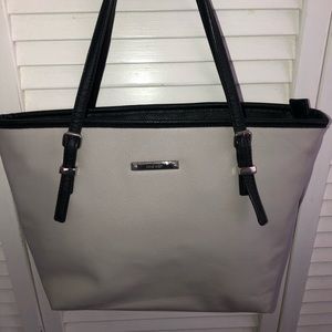 nine west purse